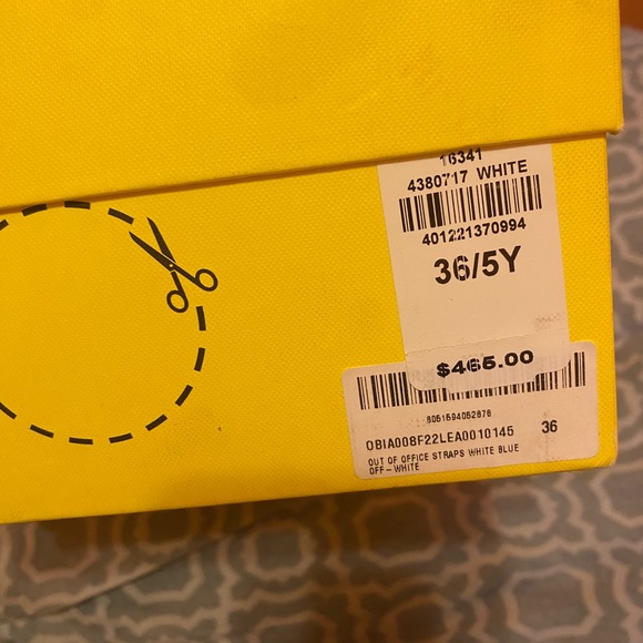 Off-white - Picture 2 of 3